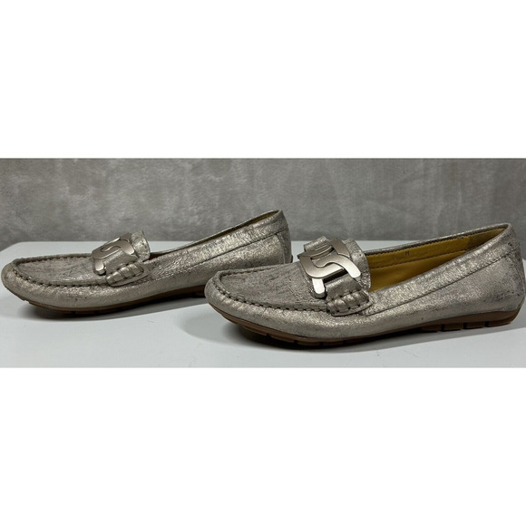 Vaneli Aiker Women 6 Driving Italian style High-end Loafers Academia Preppy - Picture 2 of 8